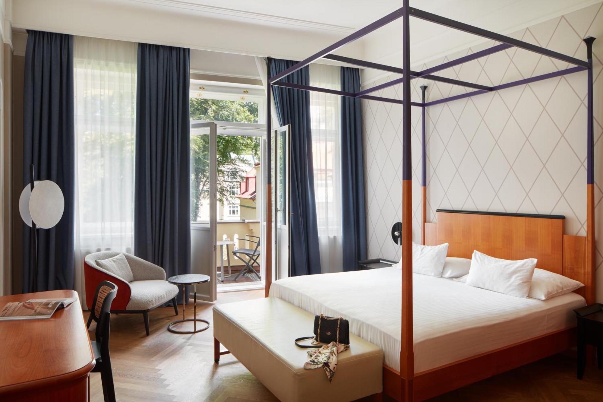 Falkensteiner Spa Resort Mariánské Lázně Eksteriør billede Deluxe room